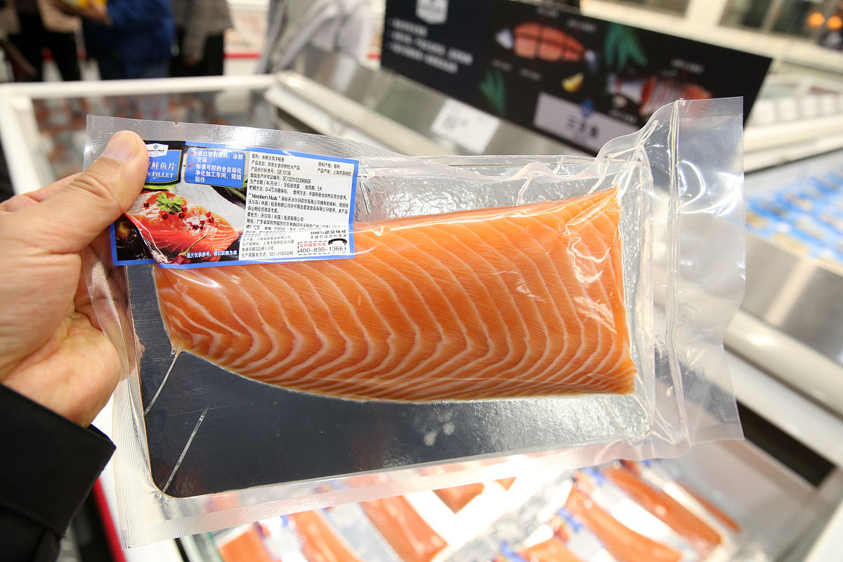 挪威深海三文鱼：低温冷冻灭菌，全程冷链运输，健康美味！