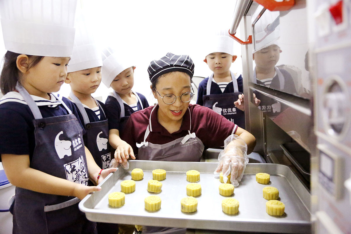 珠海糕点专业技校哪里比较好一点-珠海西点中技