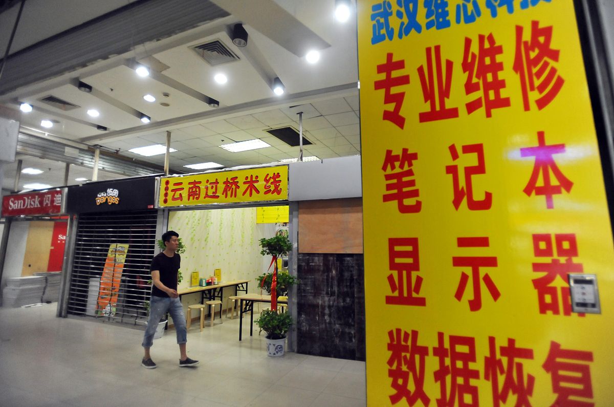 附近新开一所大学我做什么生意开什么店铺能赚到第一桶金给我30个建议要求成本低