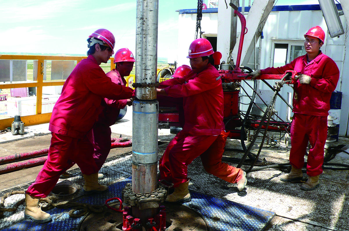 油井物理防蜡技术1000字