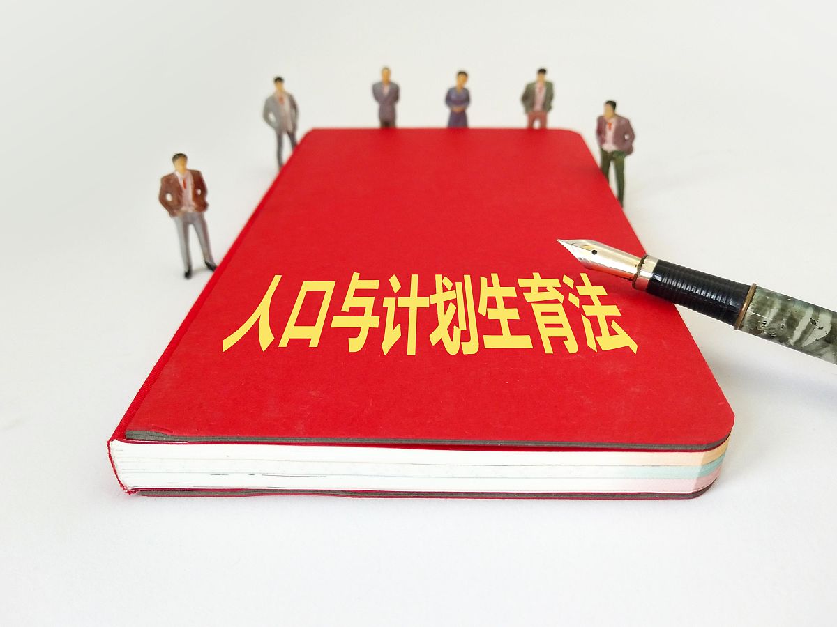 翻译
 I also understand that it is my responsibility to comply with the policies contained in this handbook, and any revisions made to it.