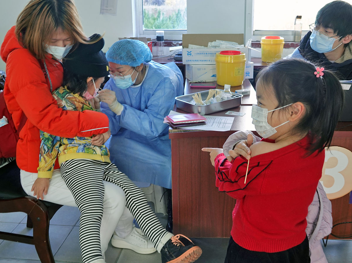 医学生志愿者：暑期社区儿童保健知识传播