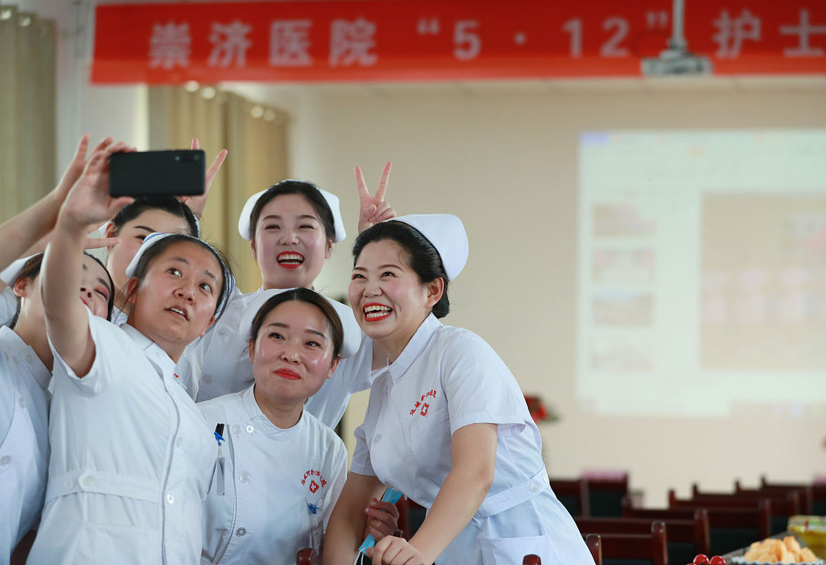 2023成都护理学校热门专业解读：就业前景广阔