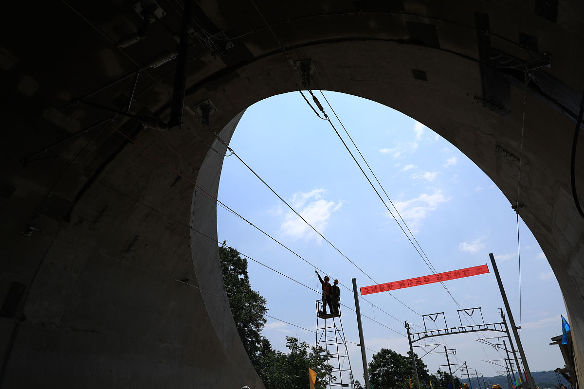 平顶山机电机械学校2022年招生简章-分数线-报名时间