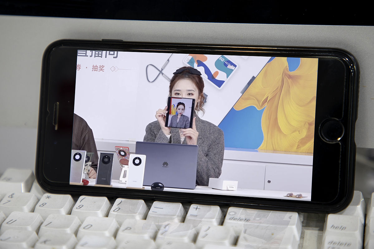 ipadpro2021面容有个小孔