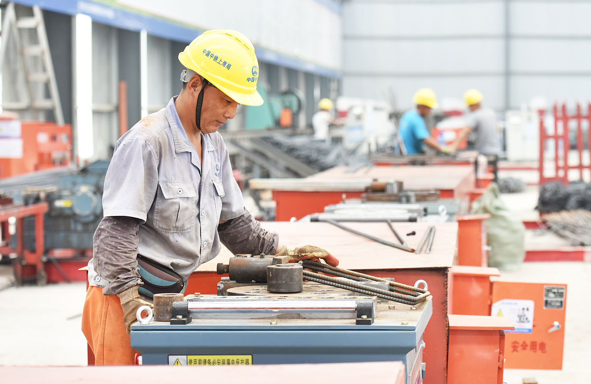 高校装修施工管理方案：从招标到维护全流程解析