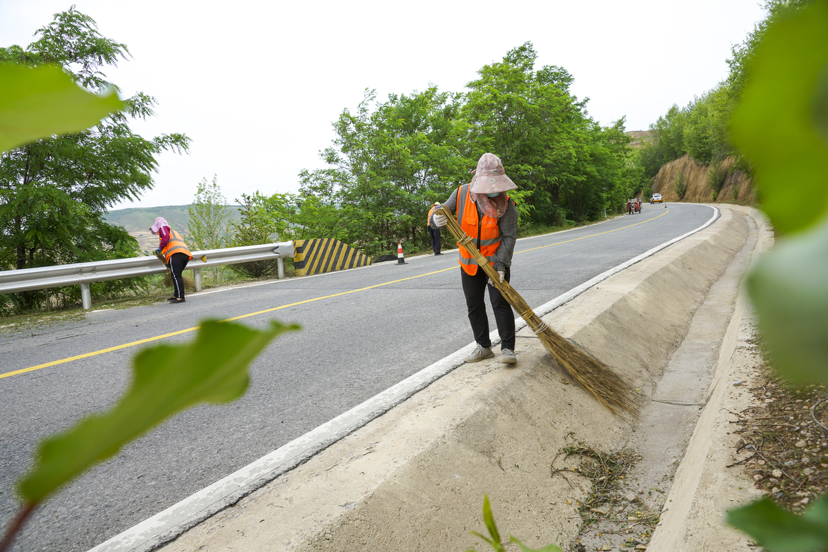 道路积尘治理建议：七个方面提升道路环境
