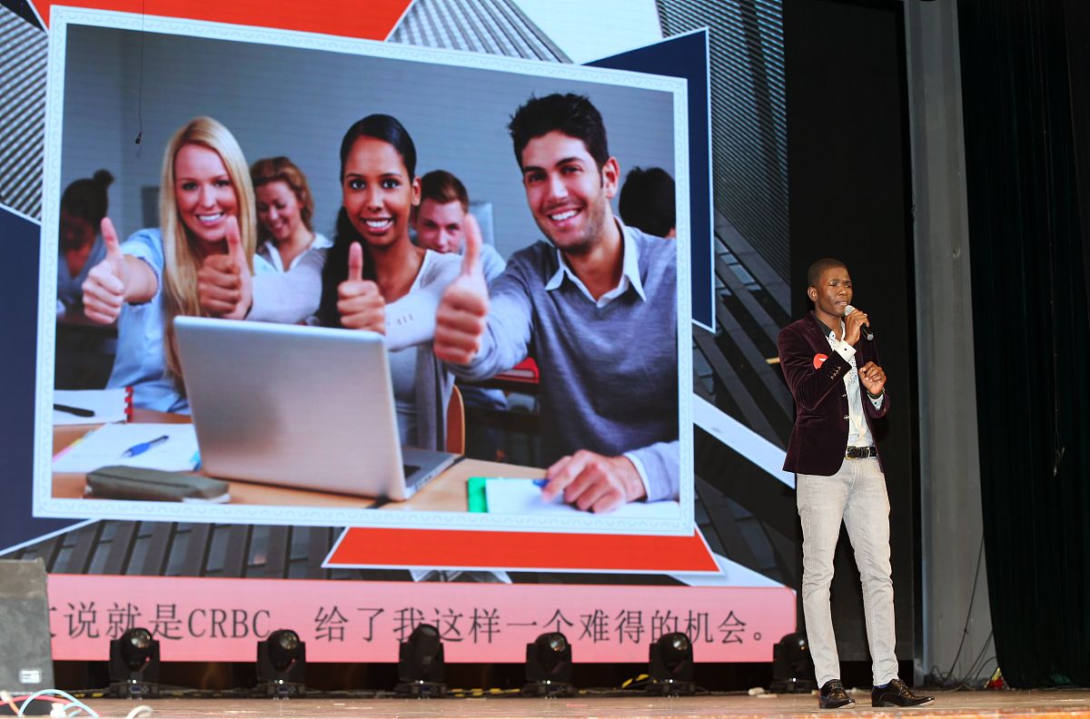 写一份演讲比赛后的总结报告300字左右