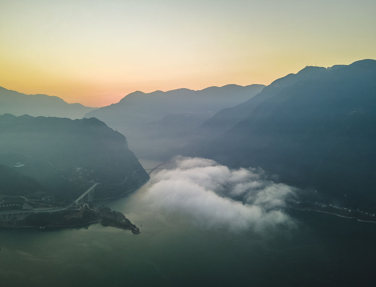 重庆巫山师范学校专业设置：教育、艺术、应用型专业全面发展
