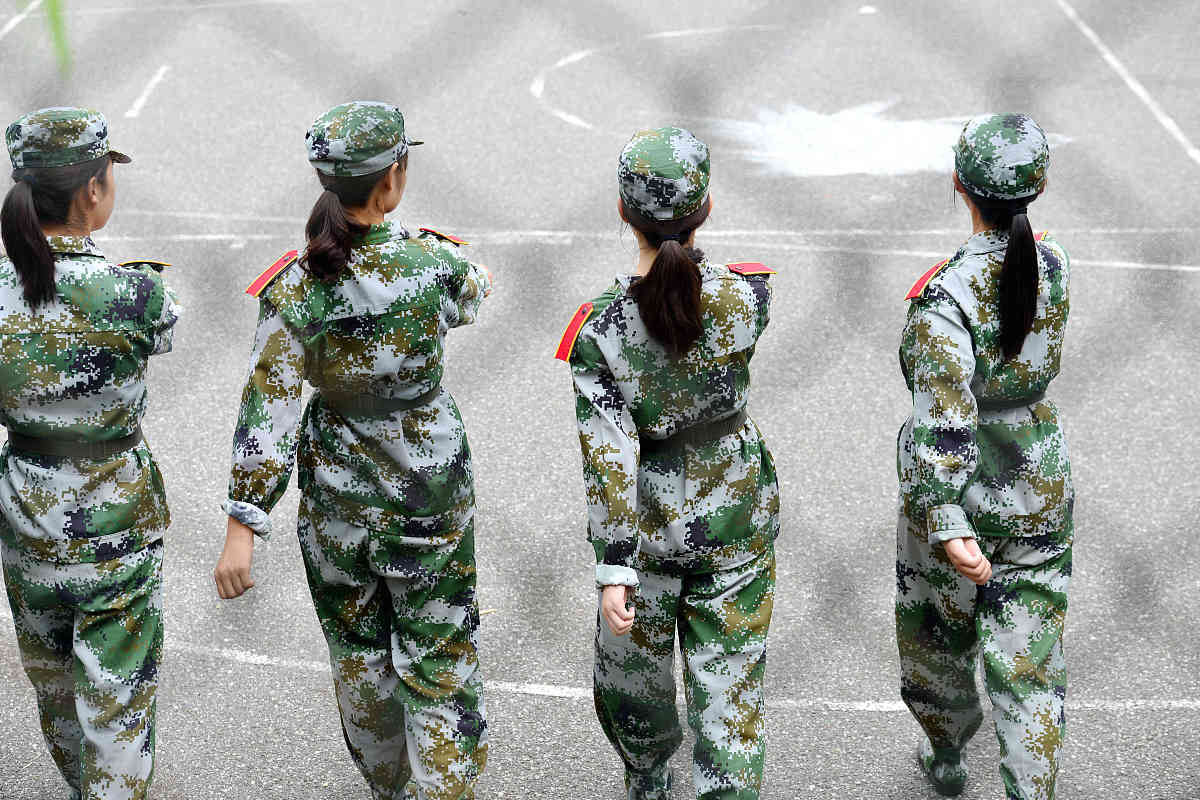 军训心得：虚拟智能助手对军训的观察与思考