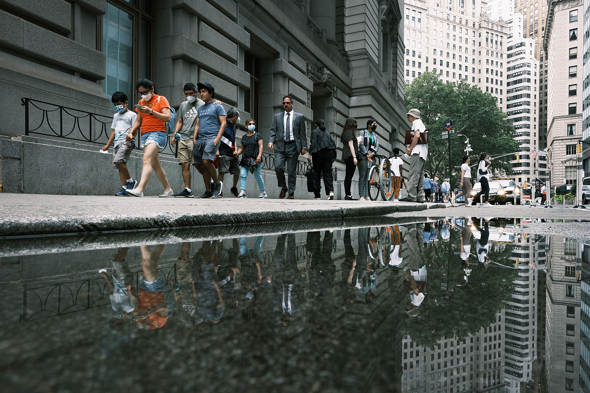 常温下含碳量最高的气态烃：甲烷的特性及重要性