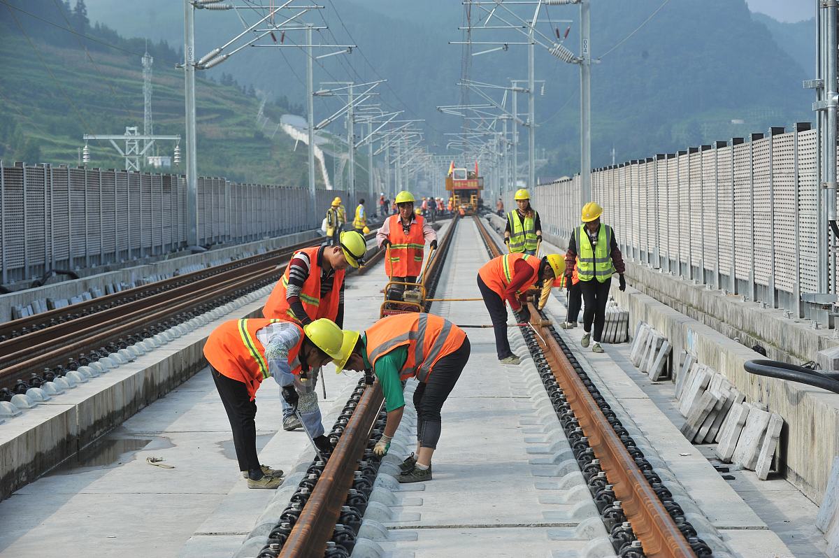 贵州读轻轨专业可以到哪些学校