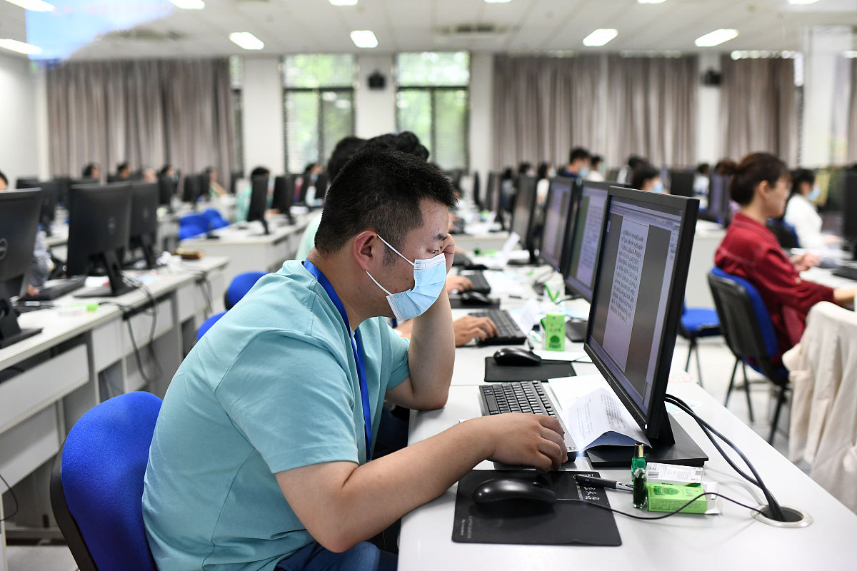 恩施信息技术学校2022年开设了什么专业