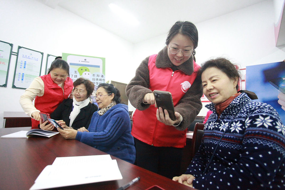 曲靖应用技术学校老年人服务与管理专业就业前景分析