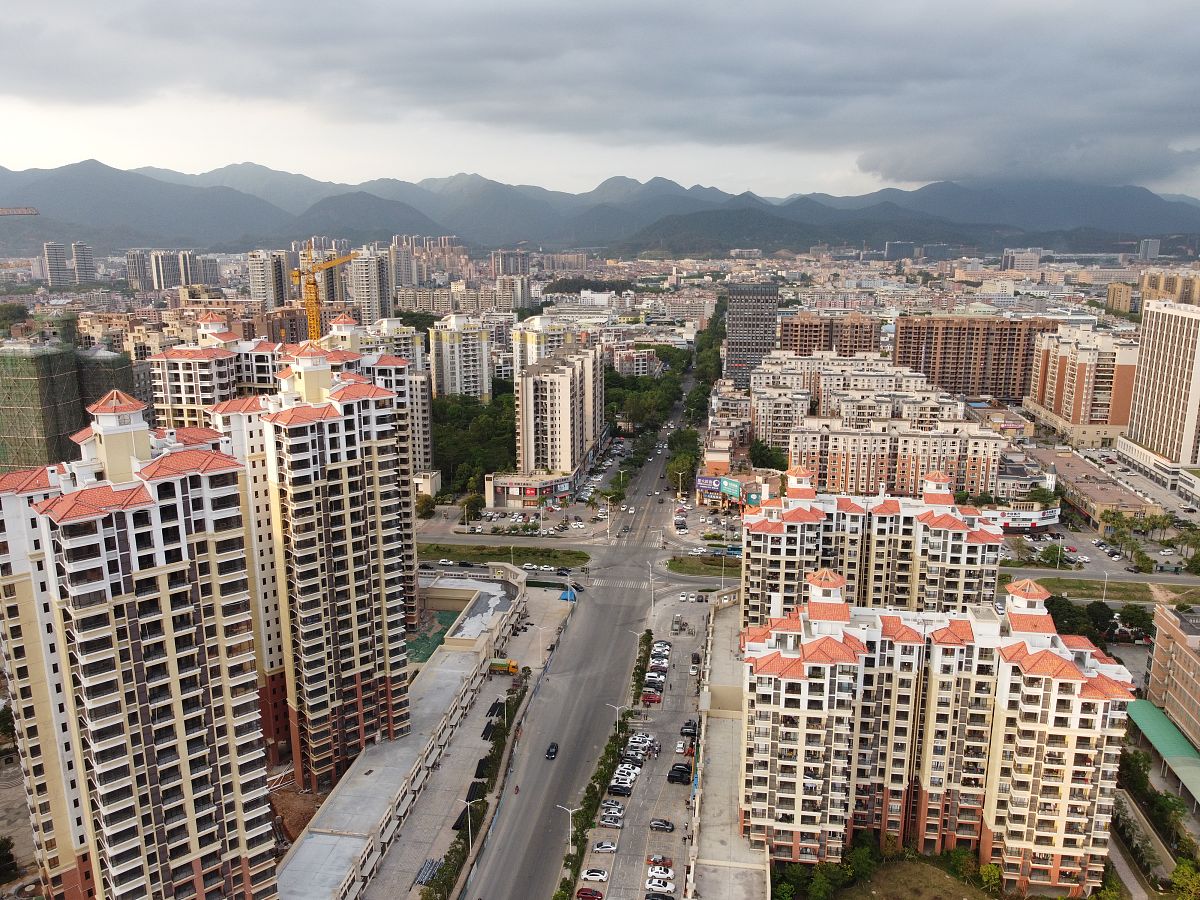 2020年5月9日,广东省东莞市清溪镇,航拍景象,建筑物.