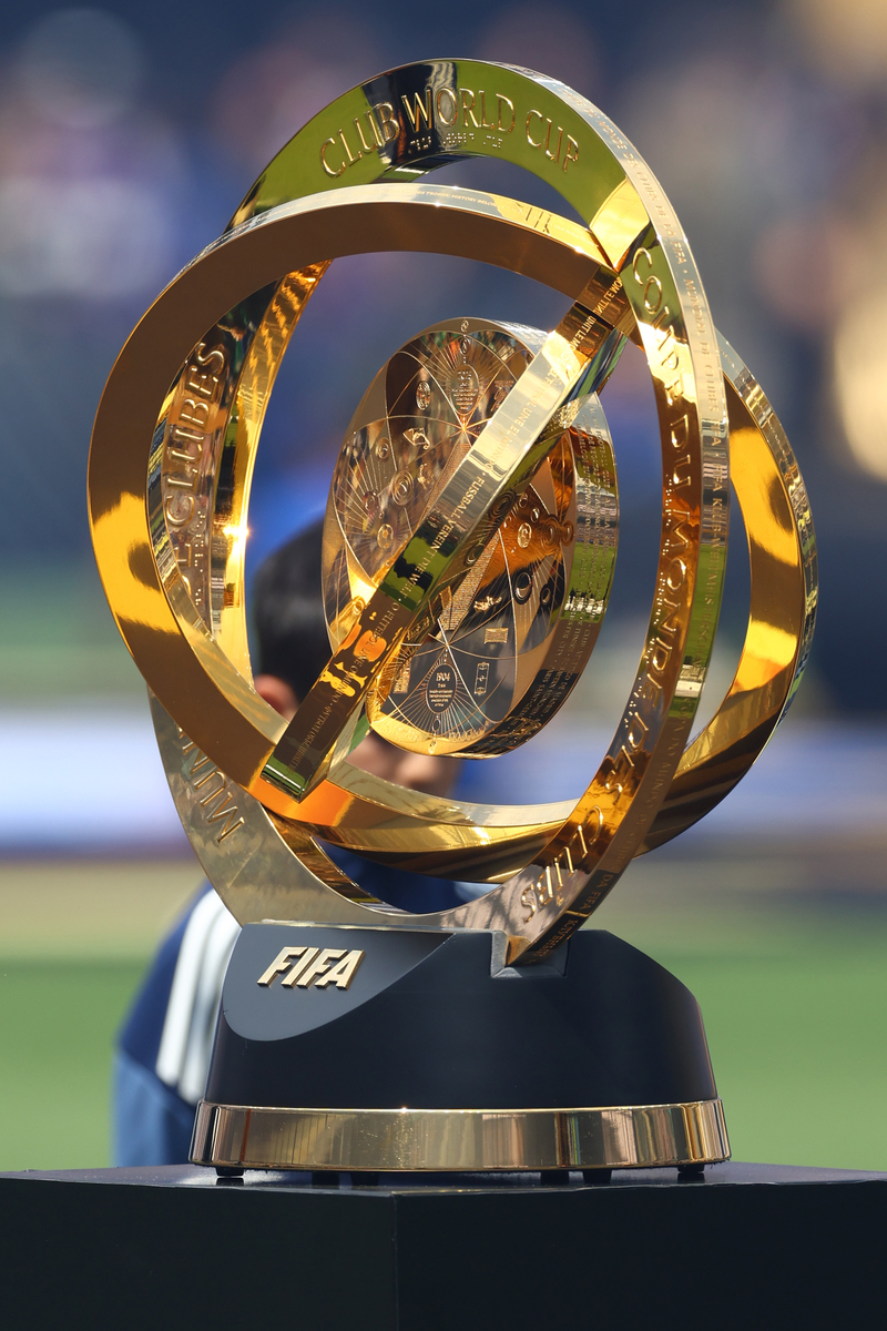 奖杯传递的意义:体育精神和时代风貌的传承 奖杯传递的意义:体育精神和时代风貌的传承