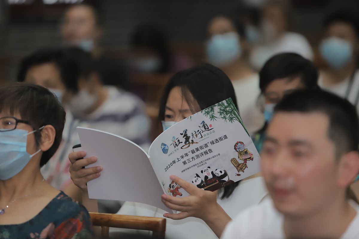 (如需下载使用,请务必署名 红星新闻 田宇/人民视觉)2020年5月23日晚,