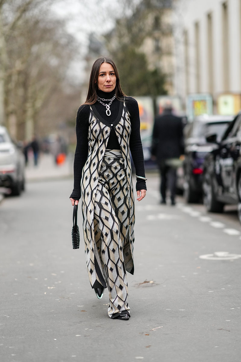 Java中long和double哪个范围更大？ - 详解