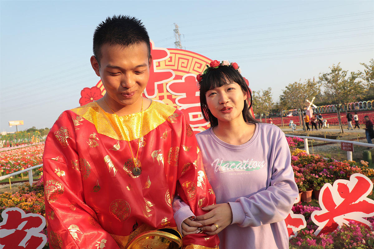 女朋友说我也想你，怎么回复才暖心？