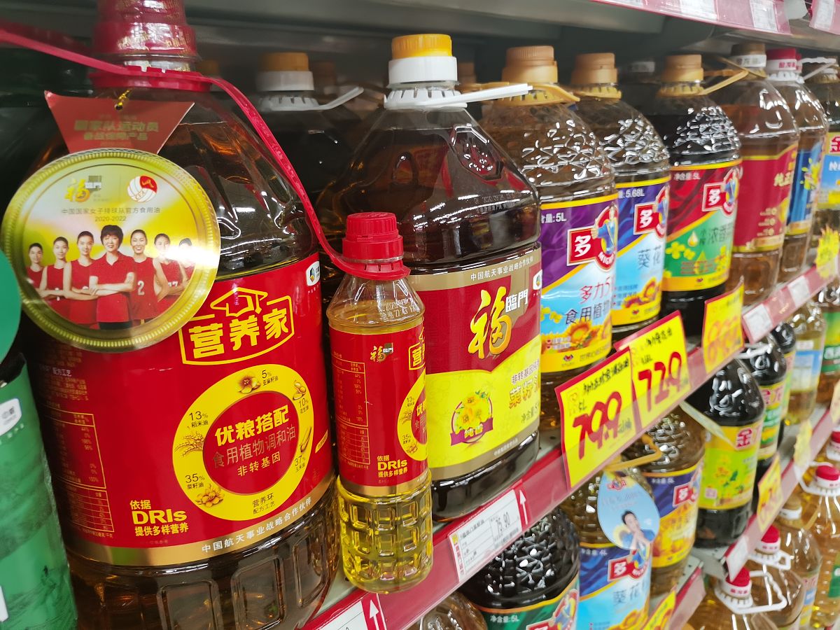 盐城特产大全：花生油、海蟹、鱼干、梨、桃、红枣等