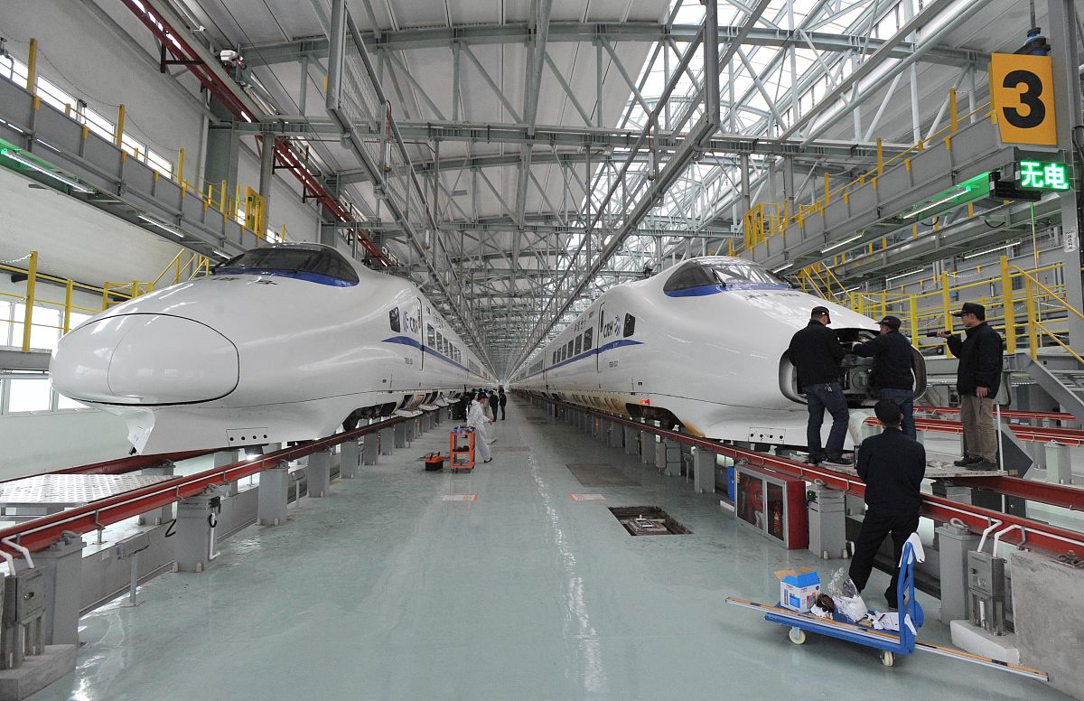 贵阳职业技术学校动车制造与检修专业招生 - 未来高铁人才的摇篮