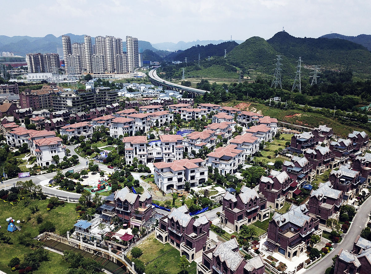 独山县400亿水司楼项目真相：耗资惊人引热议