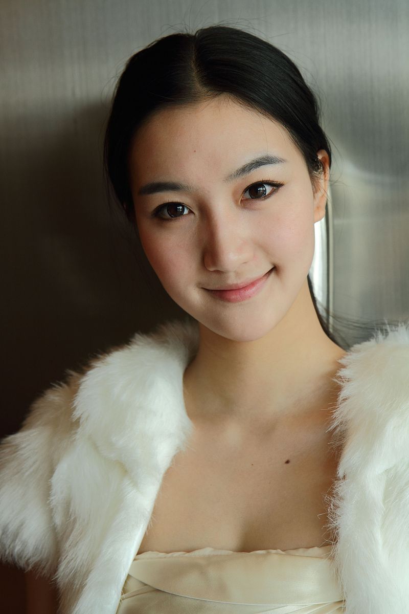 2102年3月28日,北京,演员楼佳悦参加某活动.楼佳悦
