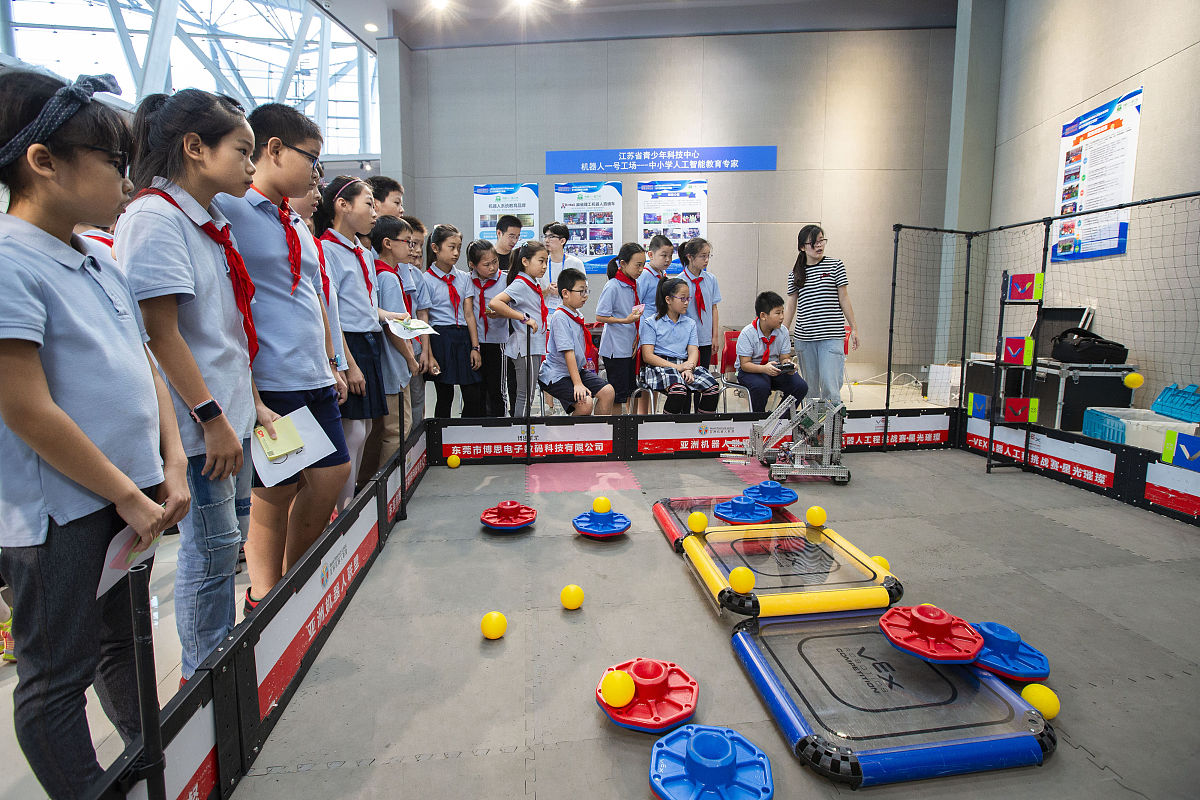 永城人工智能学校2021年工业机器人专业招生啦！