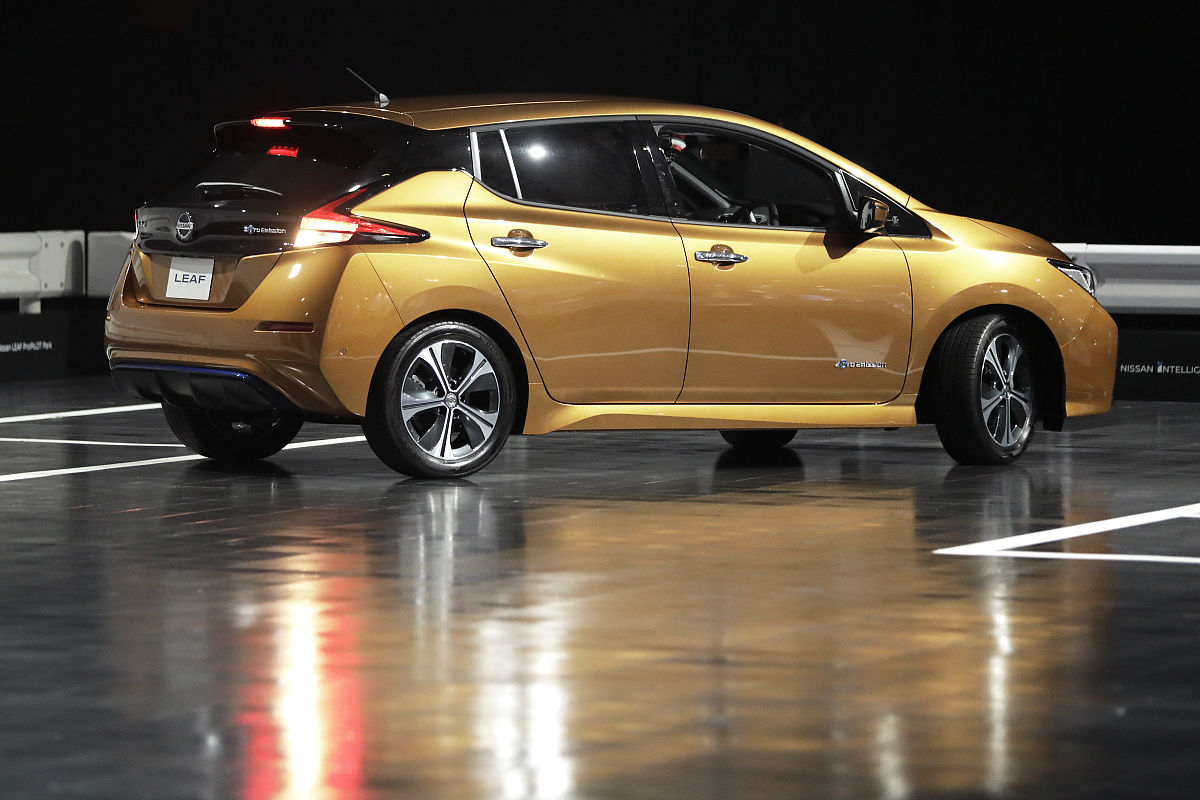 换一种低重复率的说法：收集企业当年申请并获批准的专利的国际专利分类号 以专利的分类号在过去5年的专利分类号中未曾出现的次数作为探索式创新以利的分类号在过去5年的专利分类号中出现过的次数作为利用式创新。