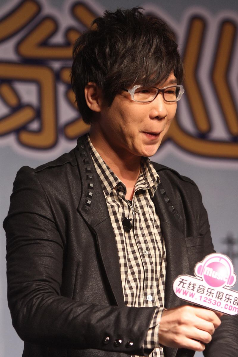 2009年11月21日,北京,品冠大富翁北京巡演记者会在星光现场举行.品冠+