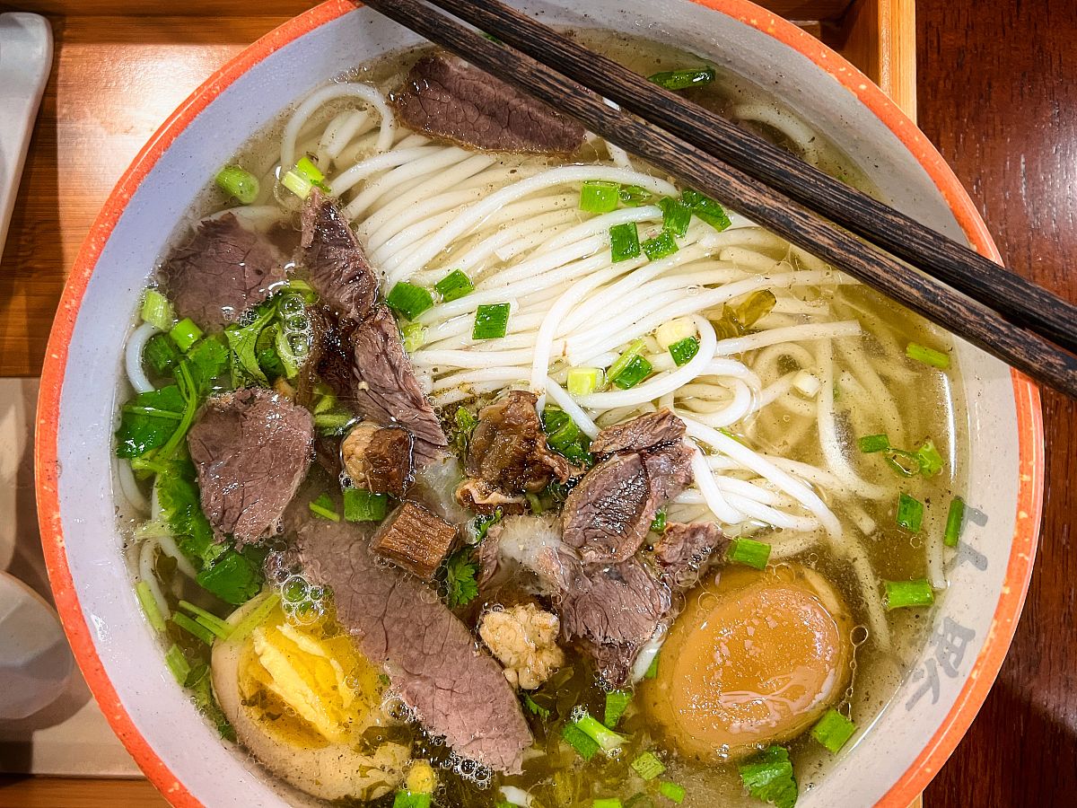 常德津市牛肉粉商业策划书：推广特色美食，助力地方经济发展