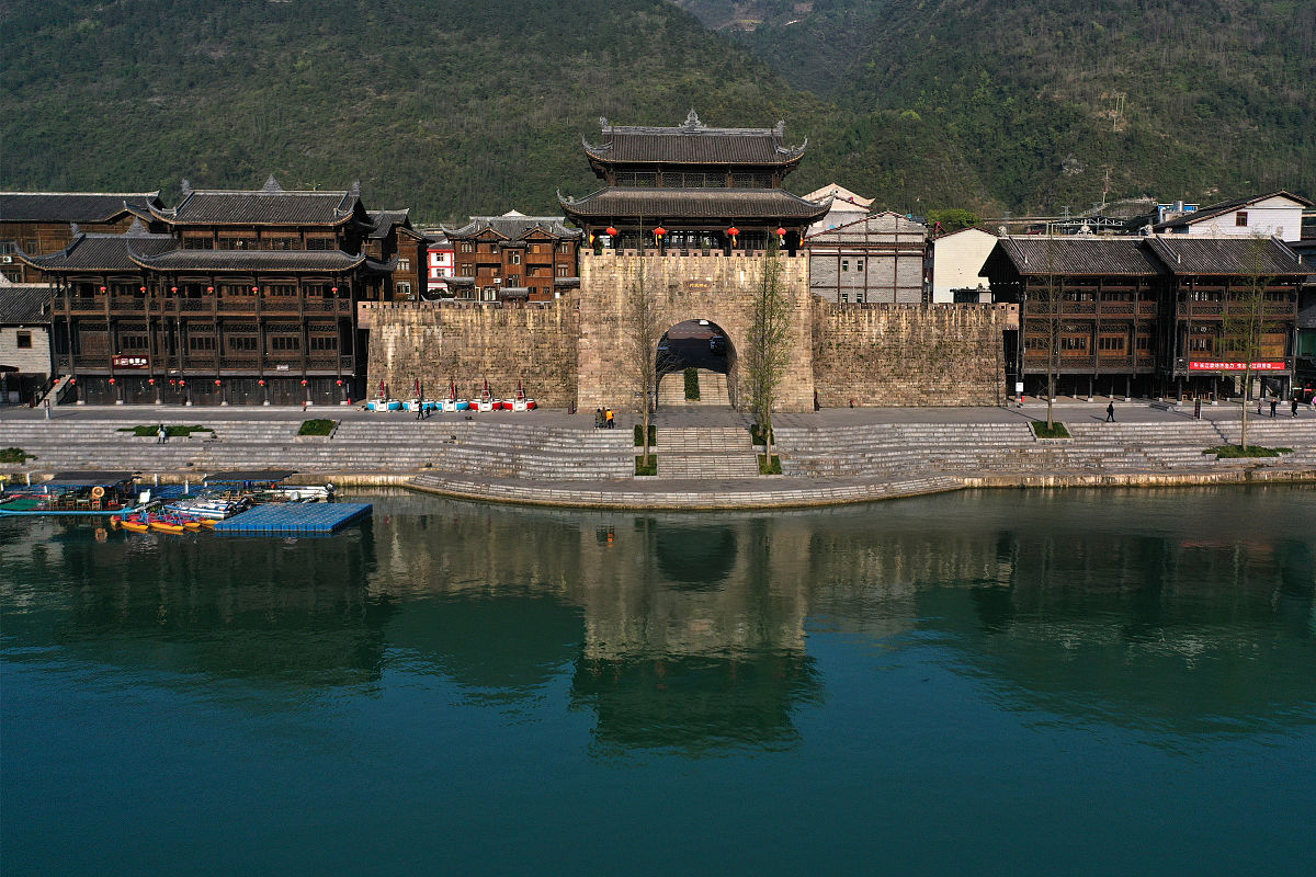 重庆市旅游学校计算机应用专业好就业吗