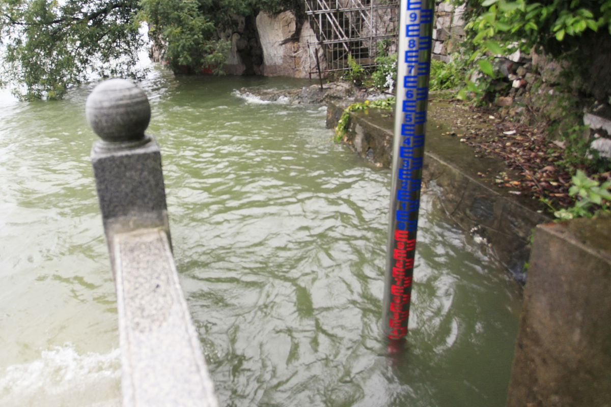 2020年7月6日18时,江西九江,鄱阳湖湖口水文站水位达到19.78米,超警戒