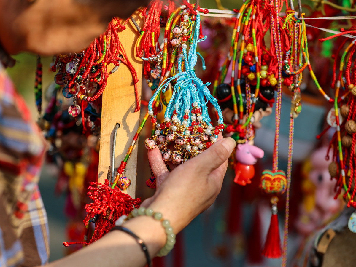 青海非物质文化遗产答辩：传承与发展