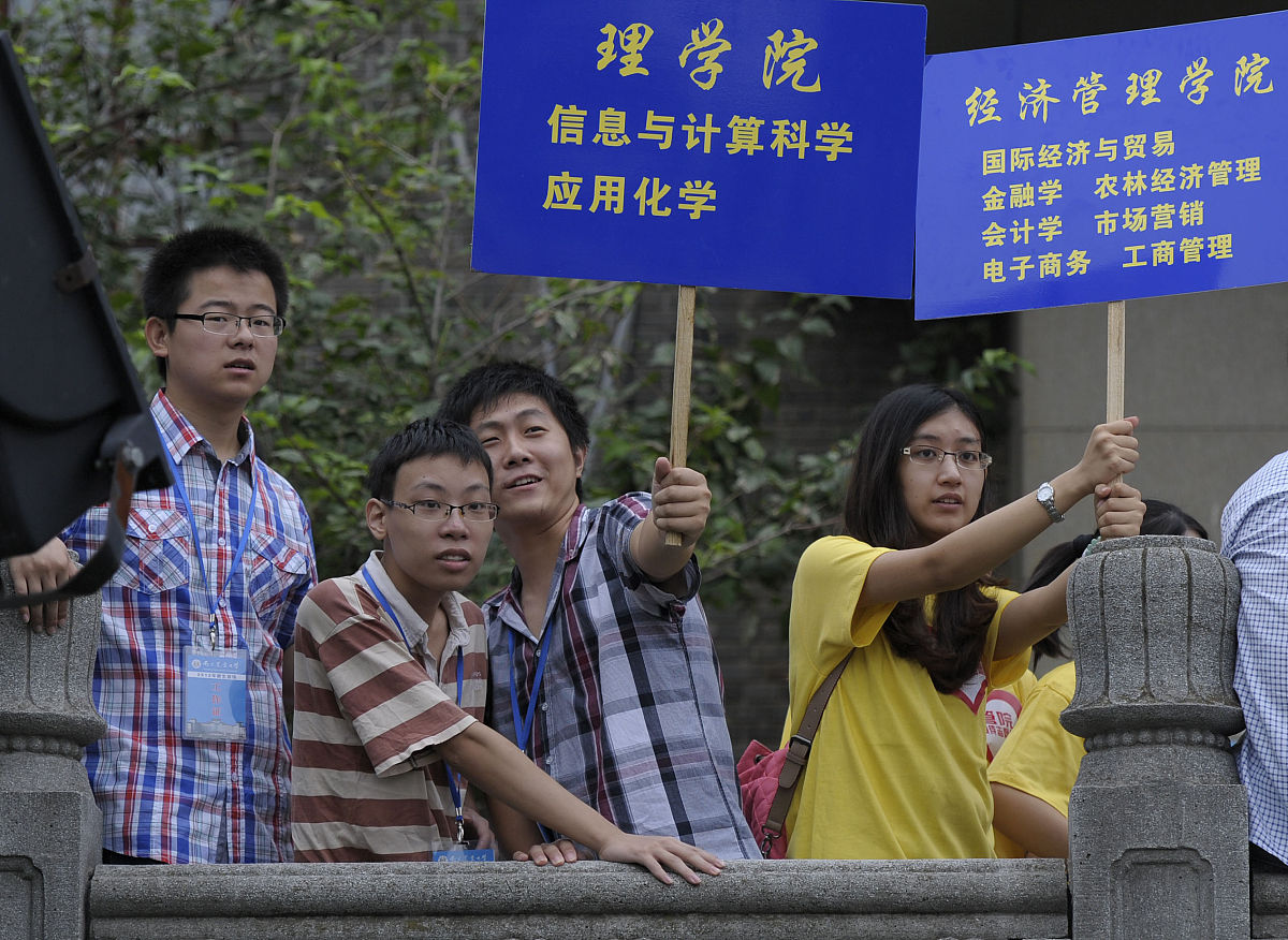 湖北建筑装饰中等学校美术绘画怎么样？招生条件有哪些