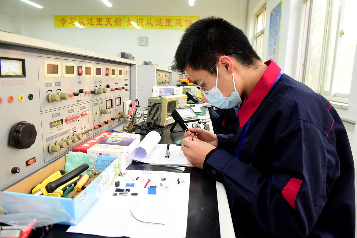 江苏建湖中等专业学校2023年地址及乘车路线 - 详细指南