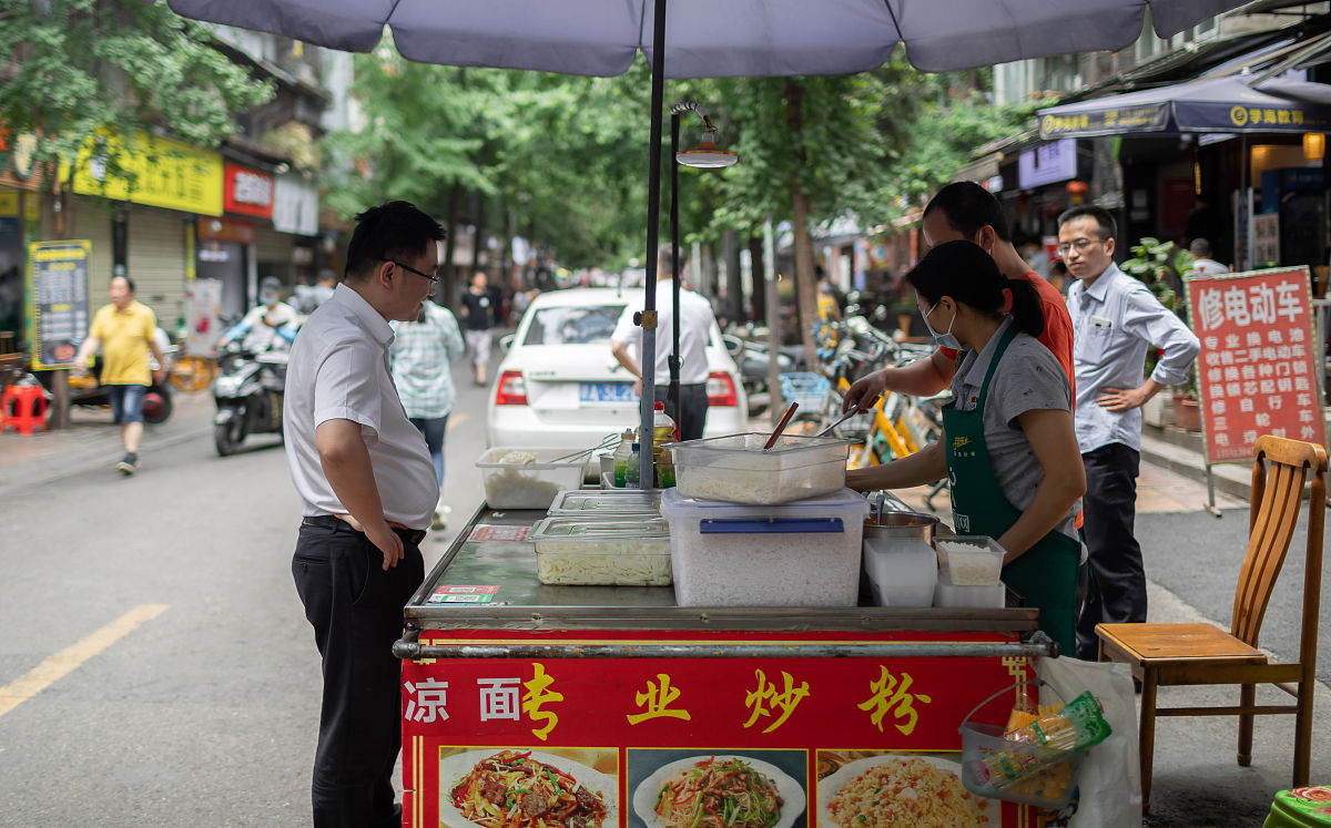 宝塔区路边夜市食品安全问题研究：现状、原因及对策