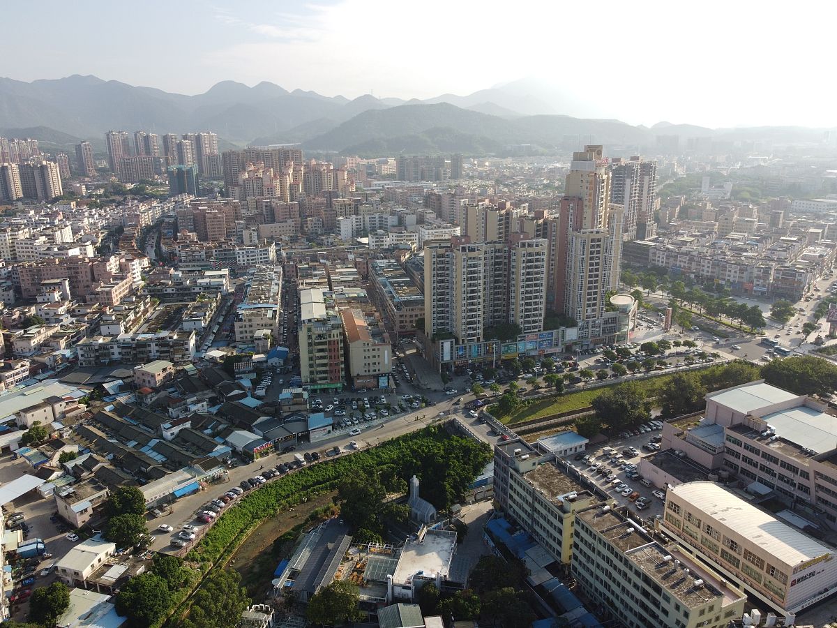 2020年9月25日,广东省东莞市,航拍清溪镇.