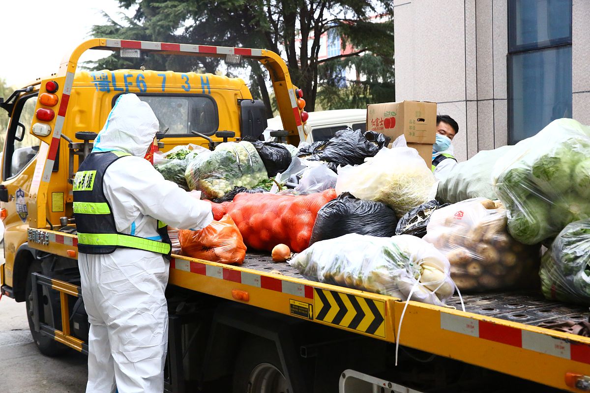 冷冻食品运输车辆在运输途中发生故障处置规程包括哪些内容