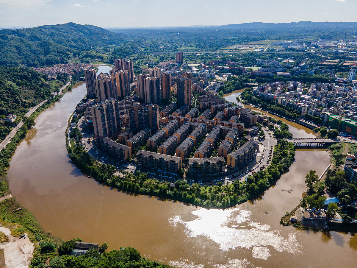 2021年9月19日,四川泸州泸县雨后天晴,迎来了震后首个秋日阳光.