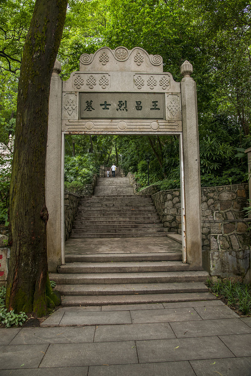 公墓墓穴的选择技巧