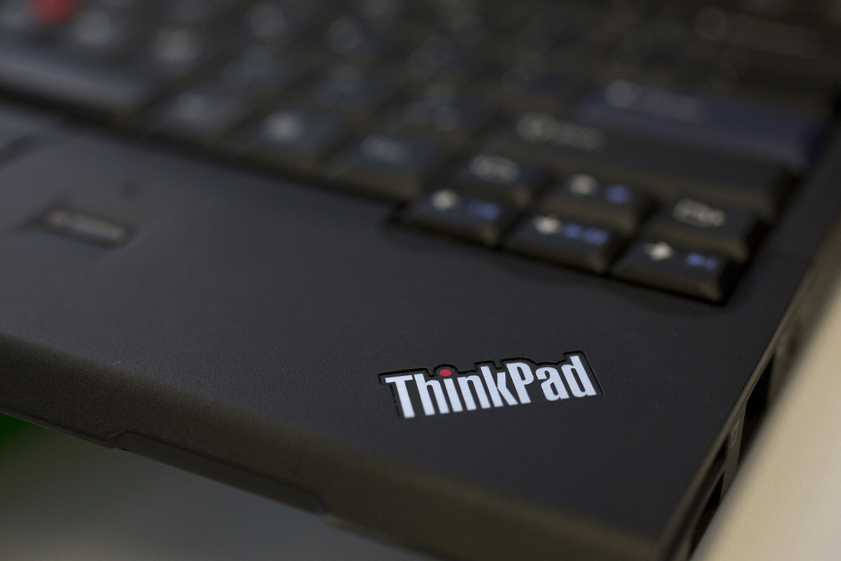 公司年度业绩总结会议纪要 - 2021年12月30日