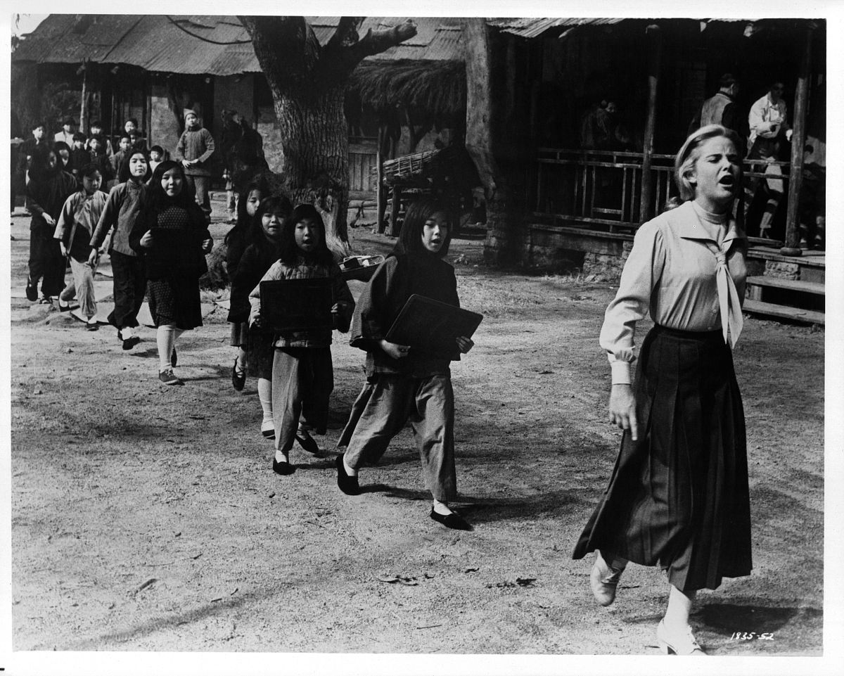 迷失的一代？解析60年代美国青年与传统道德的碰撞