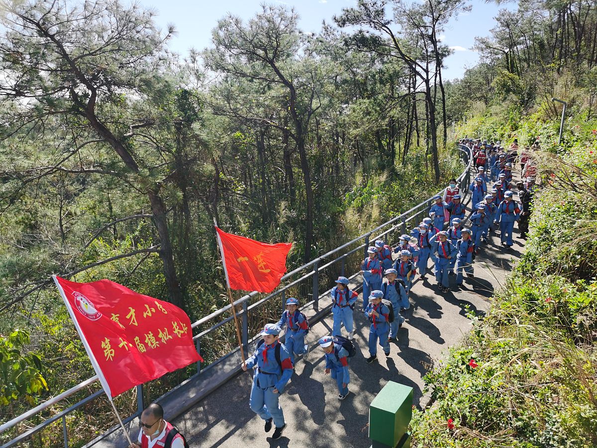 暑期三下乡社会实践在思想上我学到了长征精神