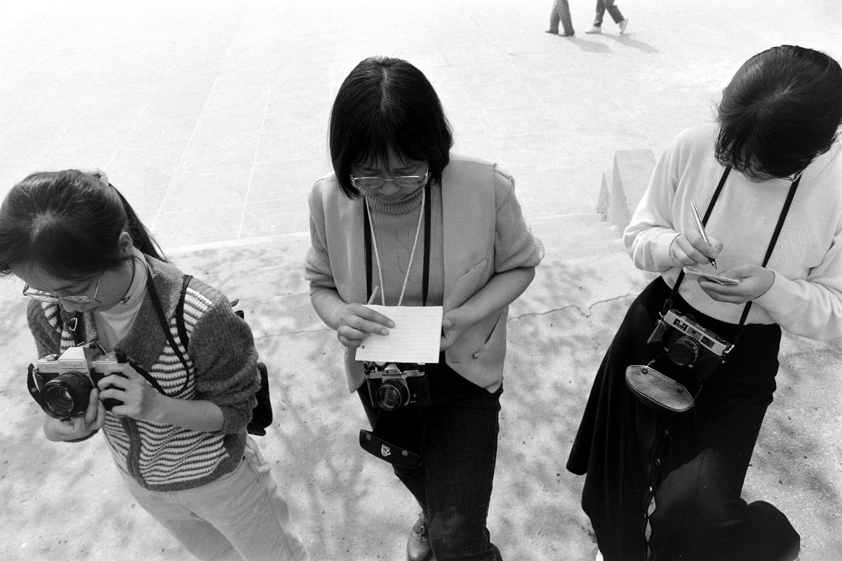 请问可以管1996年的女生叫阿姨吗