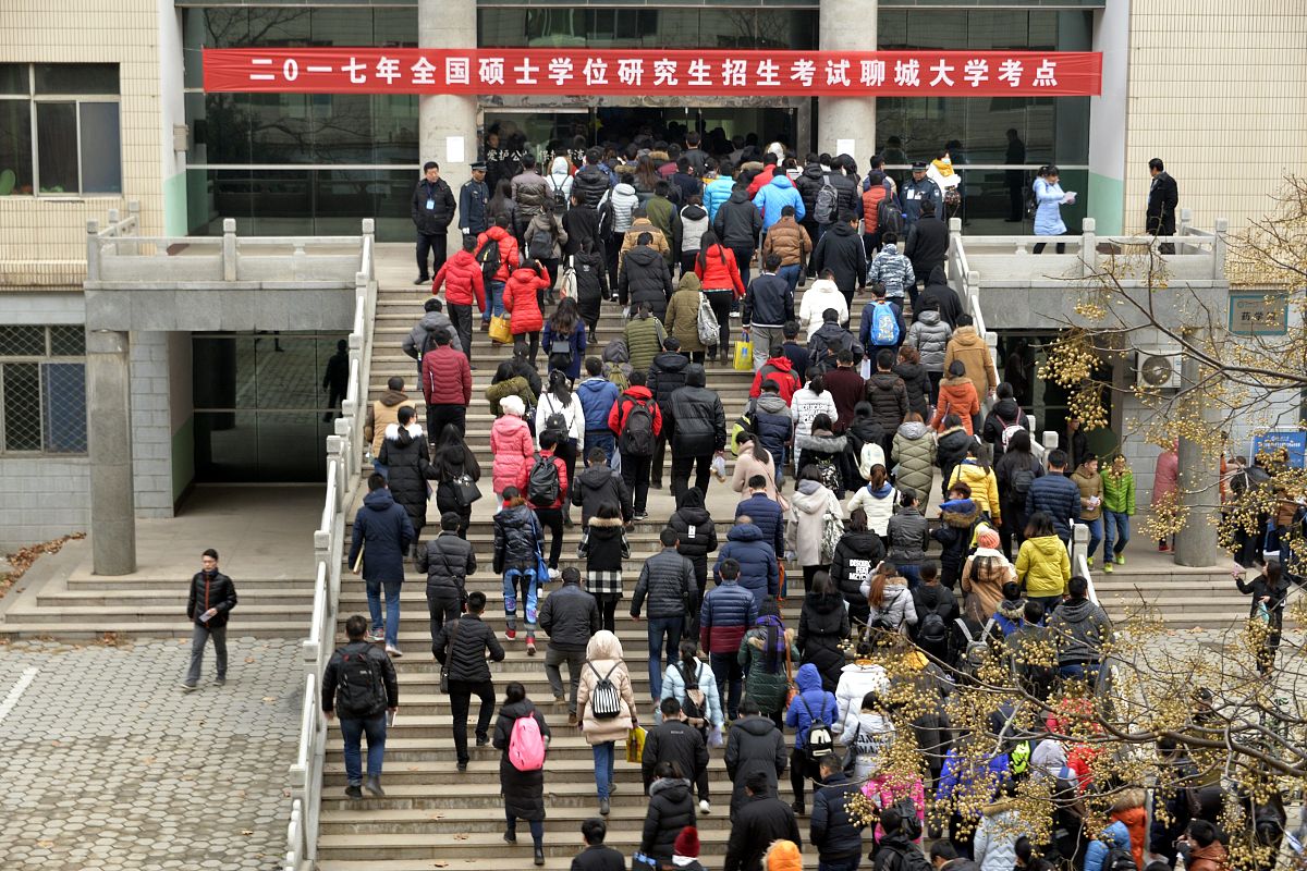 辉县市职业中等专业学校专业介绍及优势 - 就业前景广阔