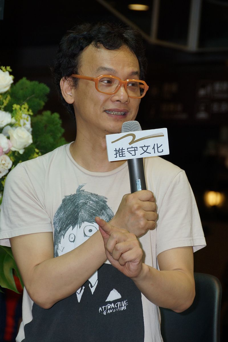 2012年5月27日,台北,《脚趾上的星光》电影小说发表会.姚谦+++_+++电