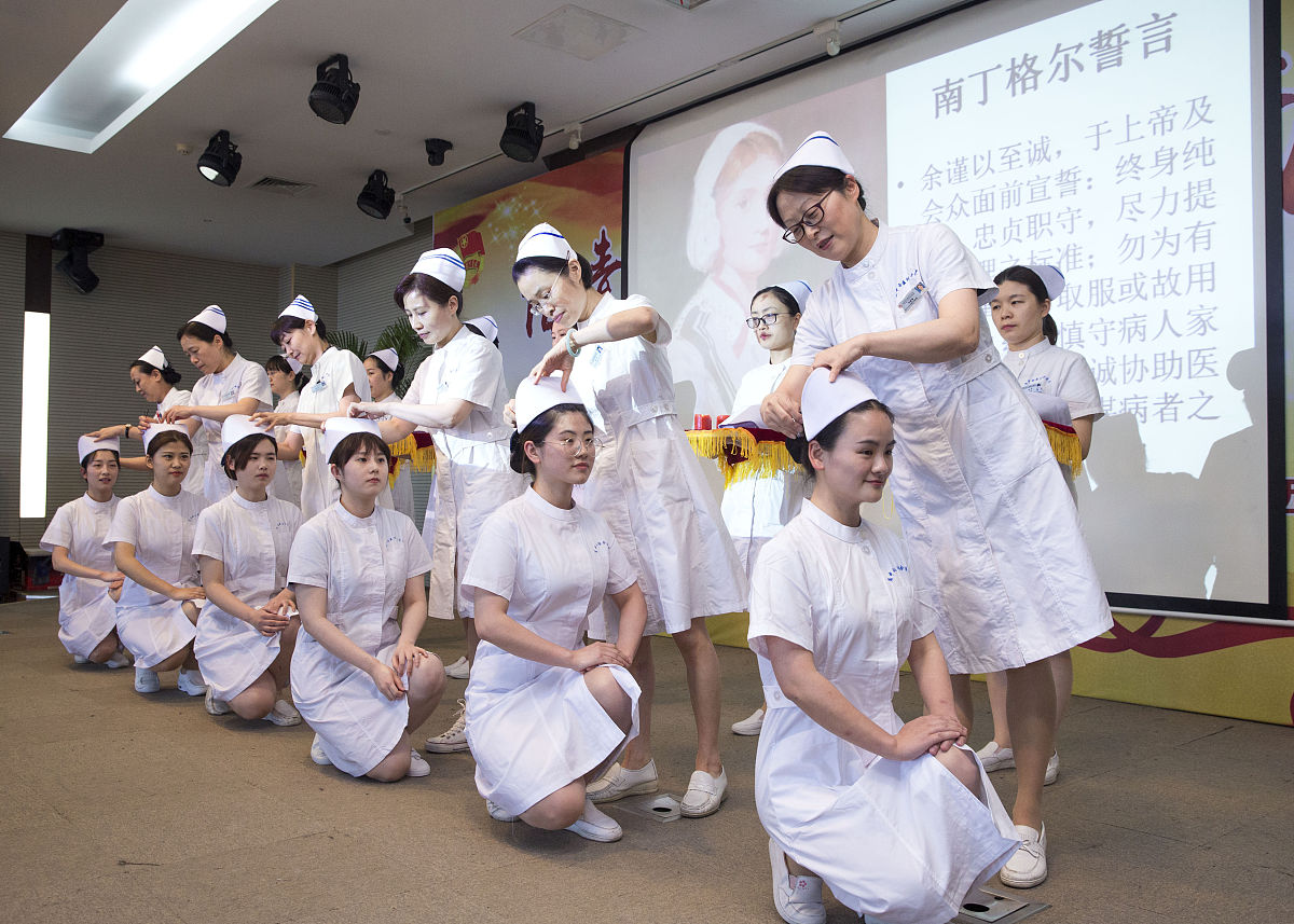 贵阳卫校护理专业：初中毕业男生值得选择吗？