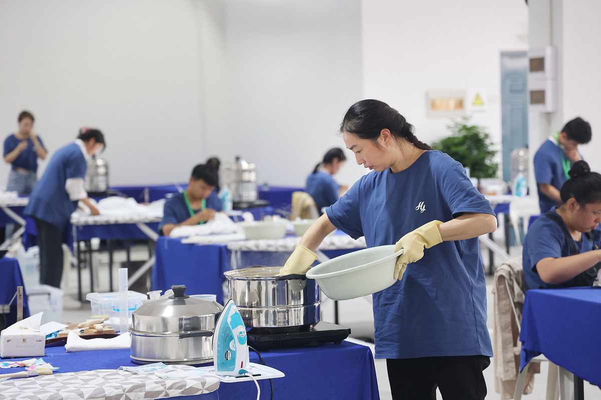 重庆轻工业技工学校食品检测技术专业怎么样