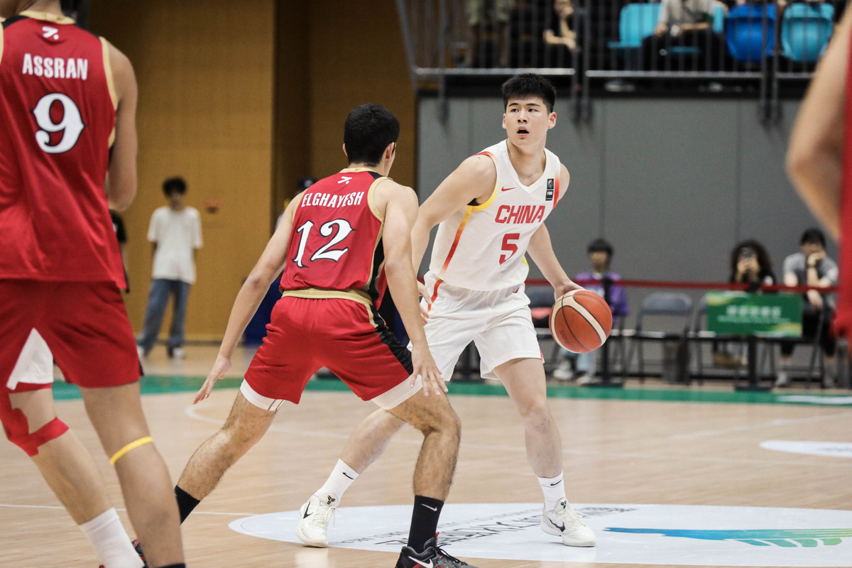 杭州亚运会中国男篮第三场比赛球员数据